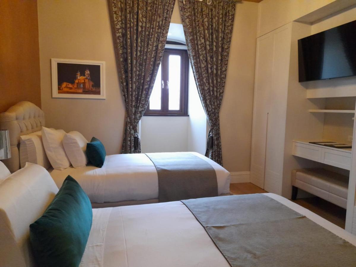 Itza Hotel Boutique Internacional Cuenca Buitenkant foto